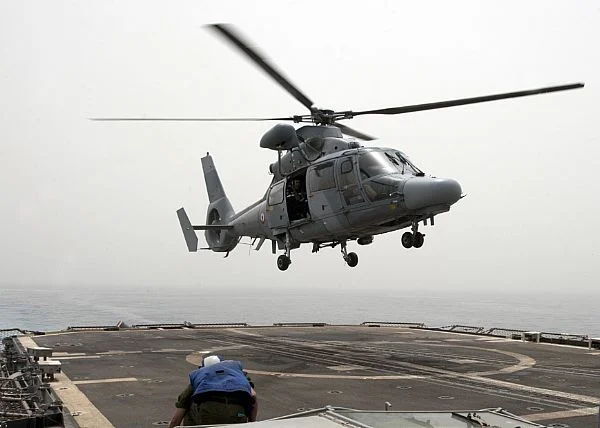 L'hélicoptère Panther du Cassard