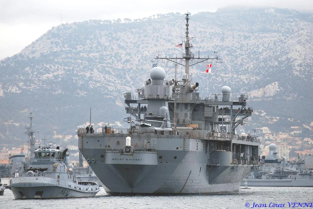 Départ de Toulon de l’USS Whitney