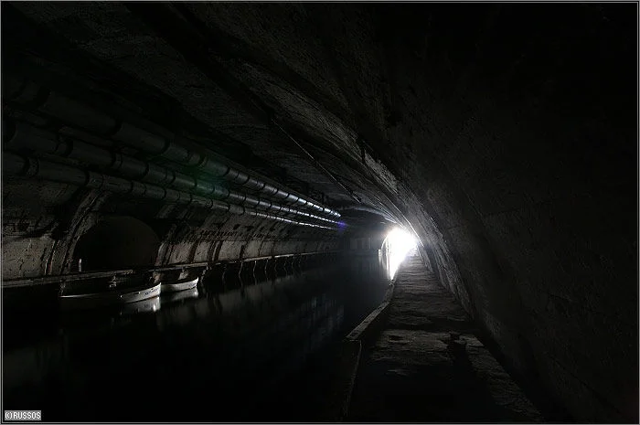 Vue vers l'extérieur depuis le bassin