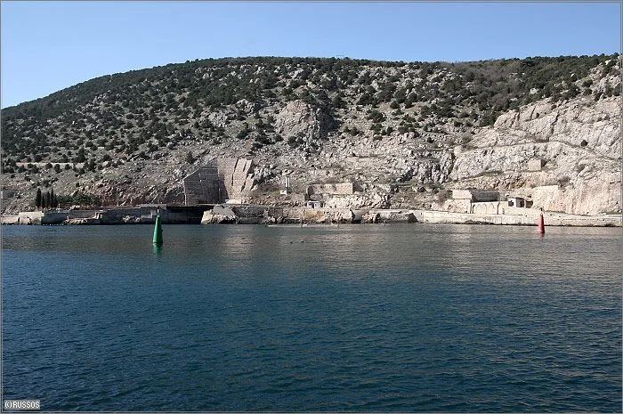 Débouché du canal vers la mer Noire pour les sous-marins