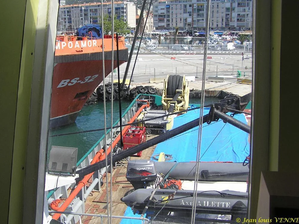 Le matériel vu de la grue