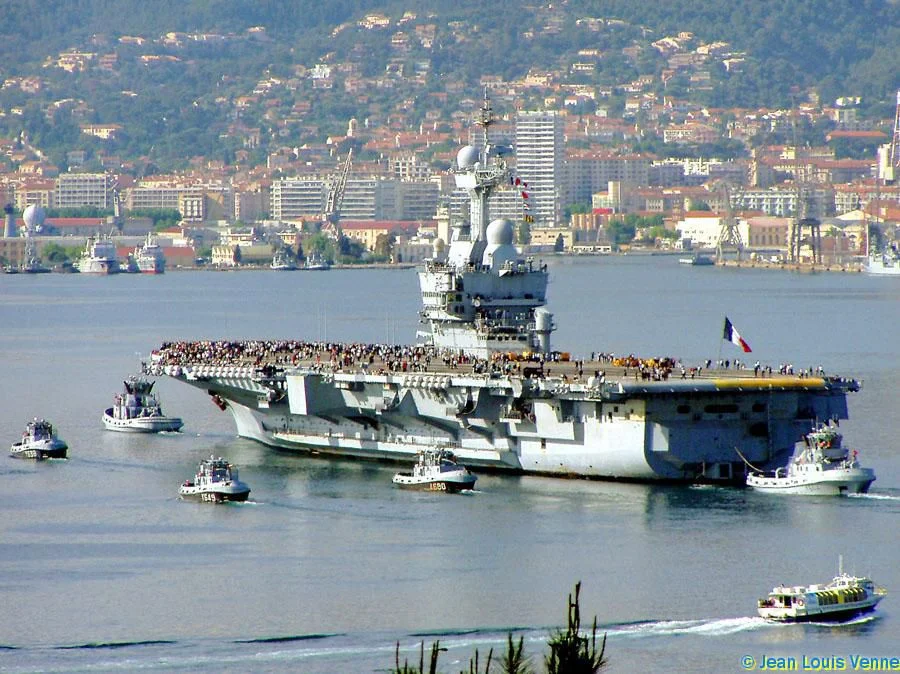 Sortie des familles du Charles de Gaulle