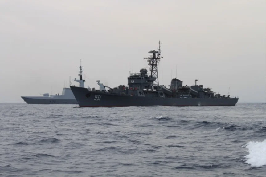 Le “Surcouf” et le “Najim Al Safir”