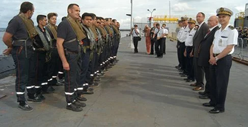 Cérémonie sur le Ouessant