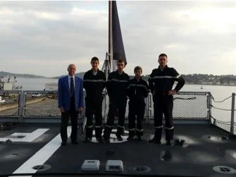 Le proviseur du collÃ¨ge Surcouf