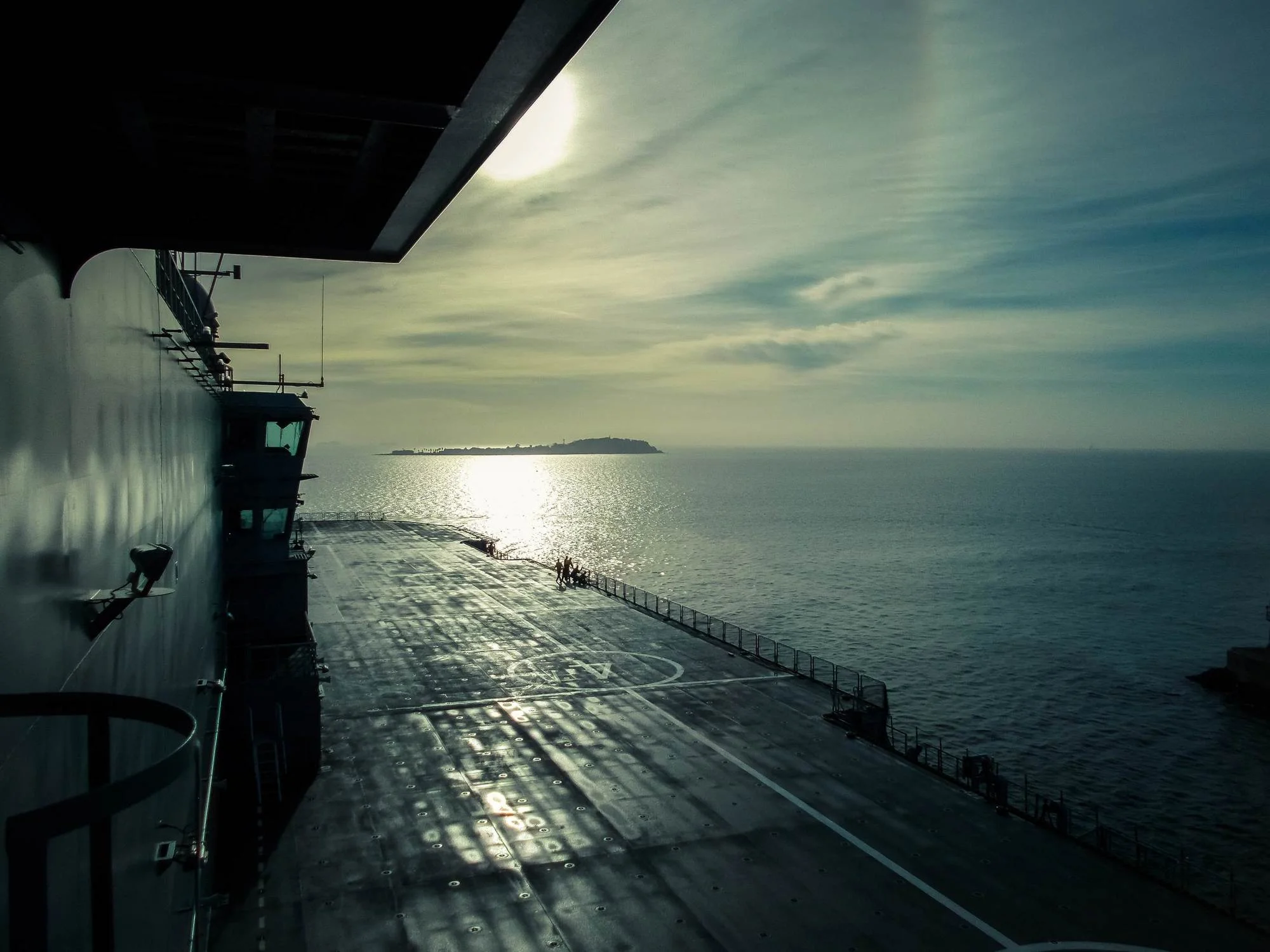 Le Mistral accosté à Dakar