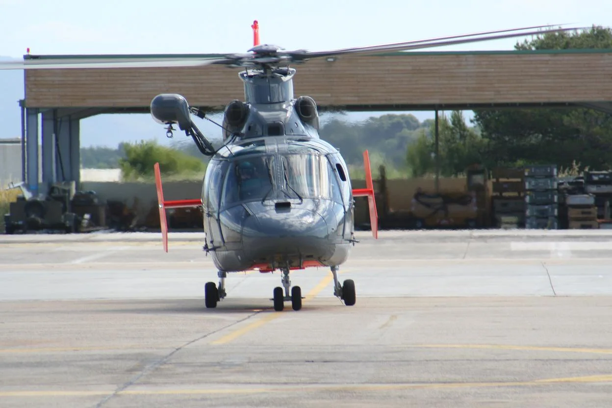 Les 4 hélicoptères se posent