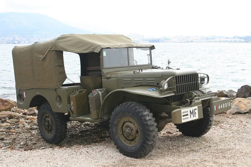 Véhicule historique de l'association Aout 44