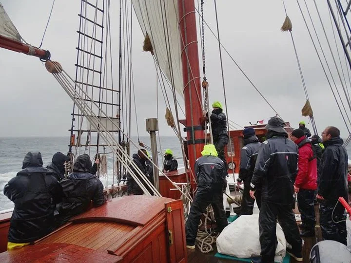 Manoeuvres à bord de la Belle Poule