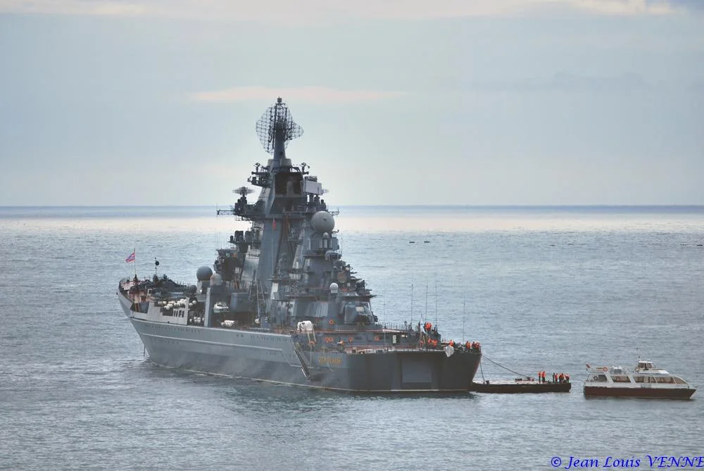 Le croiseur nucléaire russe Pierre le Grand à Toulon