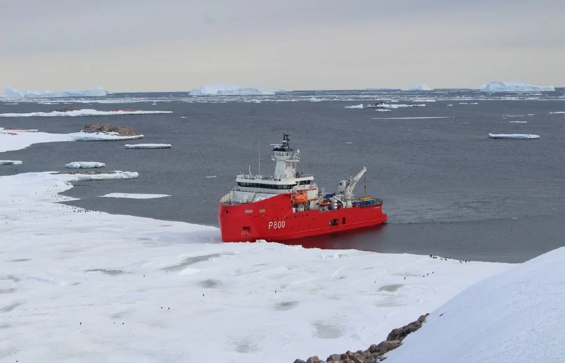 Le patrouilleur polaire l’Astrolabe