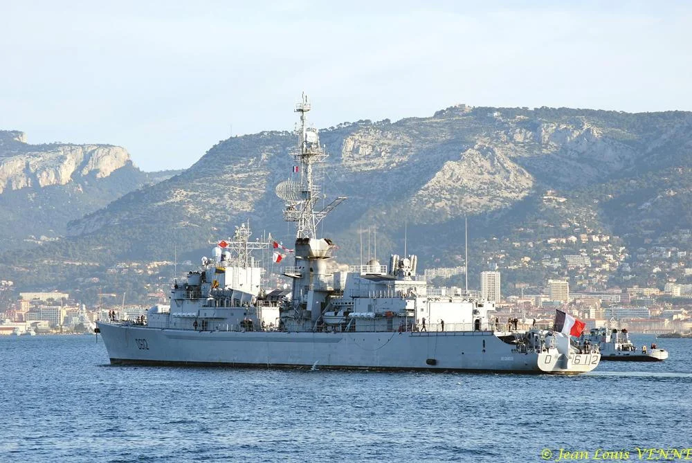 La frégate De Grasse fait escale à Toulon
