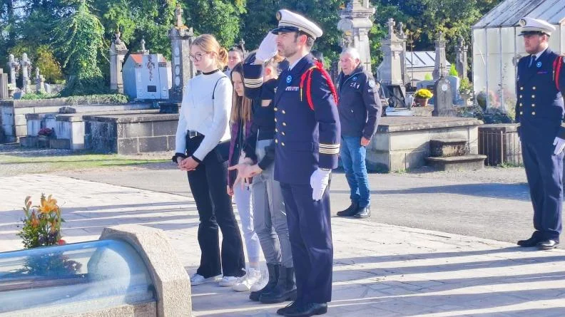 Cérémonie en hommage au martyrs d'Oradour-sur-Glane avec les Lions et Colombes et les élus et représentants de l'ONACVG de Moulins