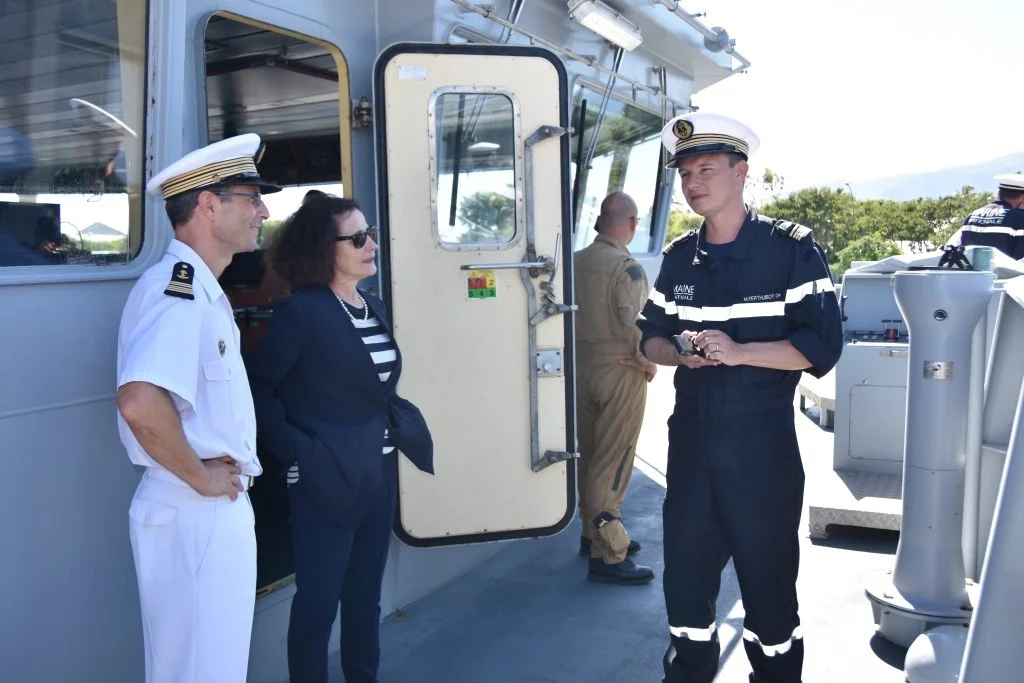La préfète des TAAF en visite à bord du BSAOM Champlain