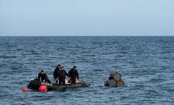 Contre-minage de deux mines historiques découvertes à l’aide d’un drone sous-marin