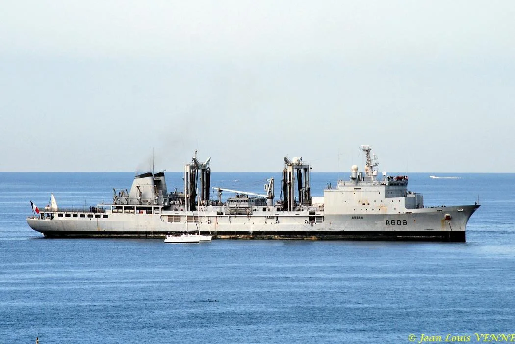 Le BCR Var au mouillage en rade de Bandol