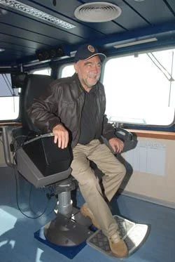 Le président sur le siège du commandant