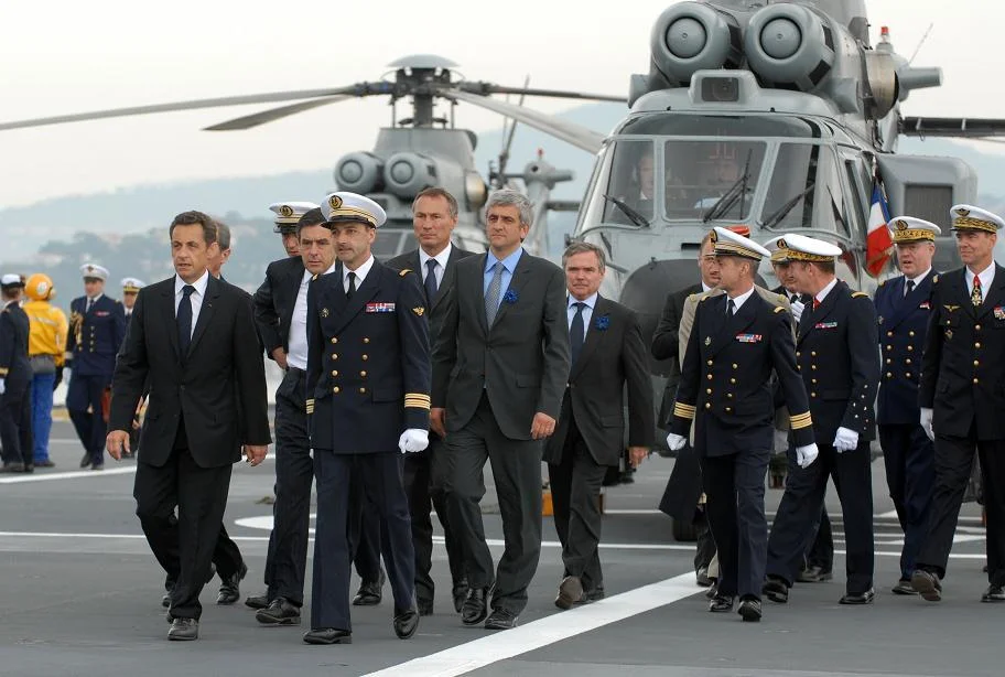 Le président et les autorités