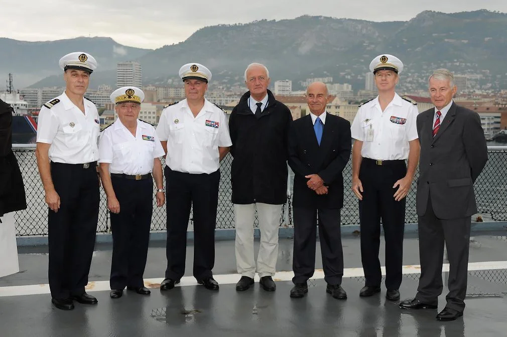Certains des anciens commandants du Jules Verne