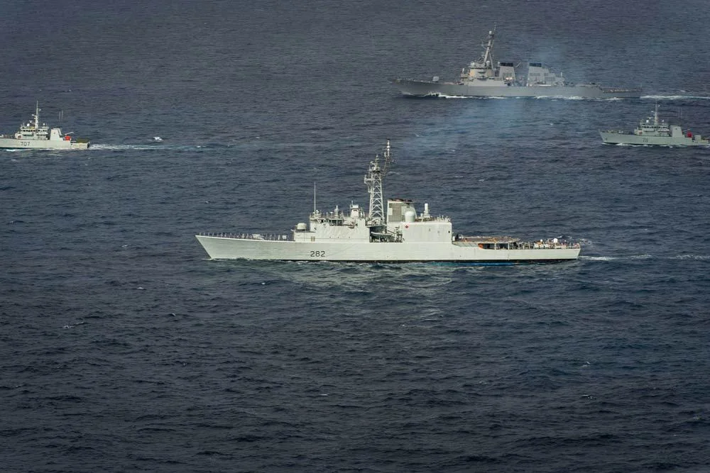 Le destroyer canadien NCSM Athbaskan