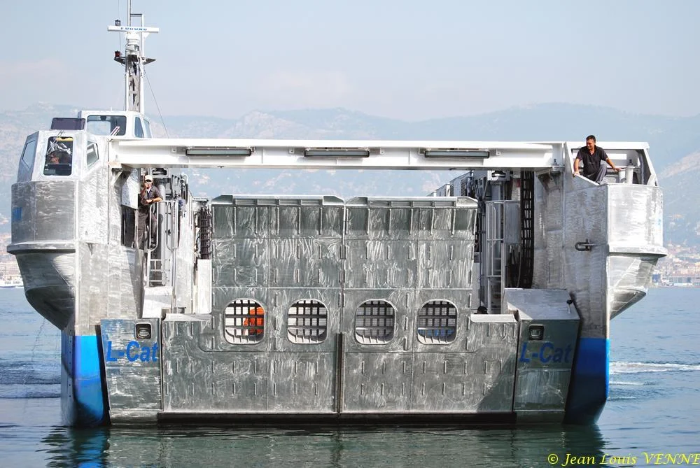 Le nouveau catamaran de débarquement de la CNIM