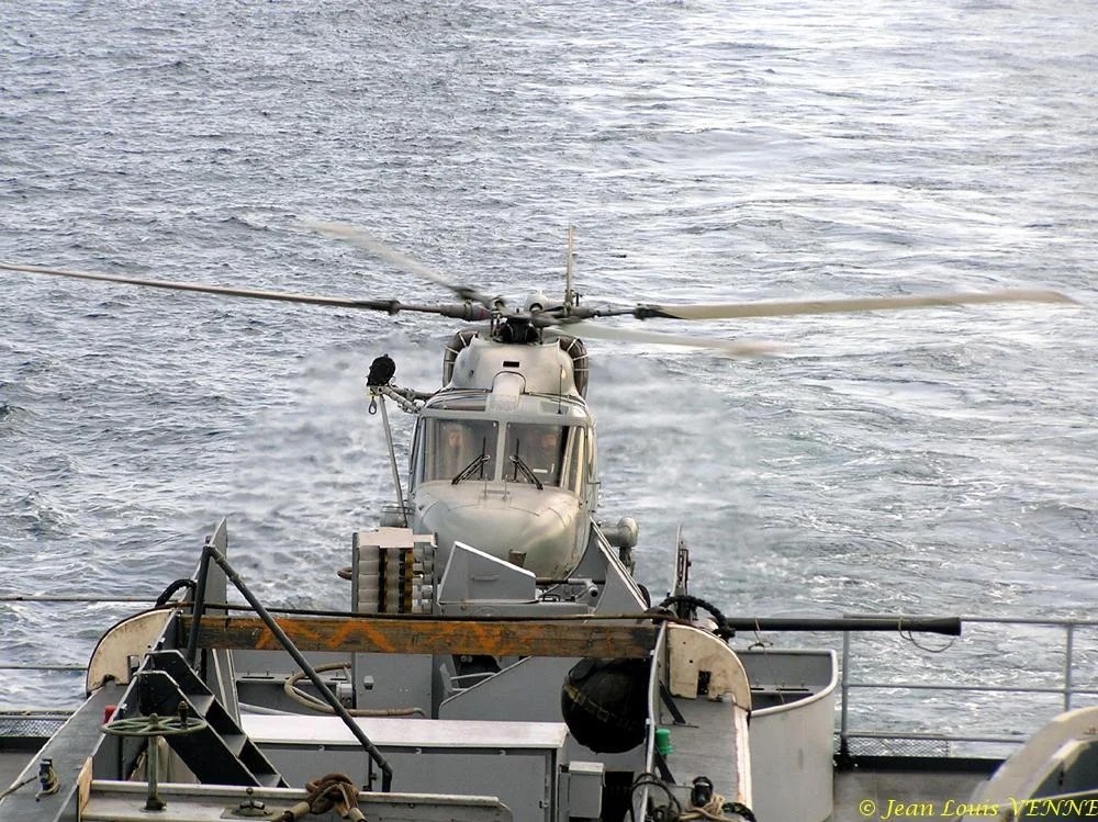 Dernières manœuvres aviation sur le Jules Verne