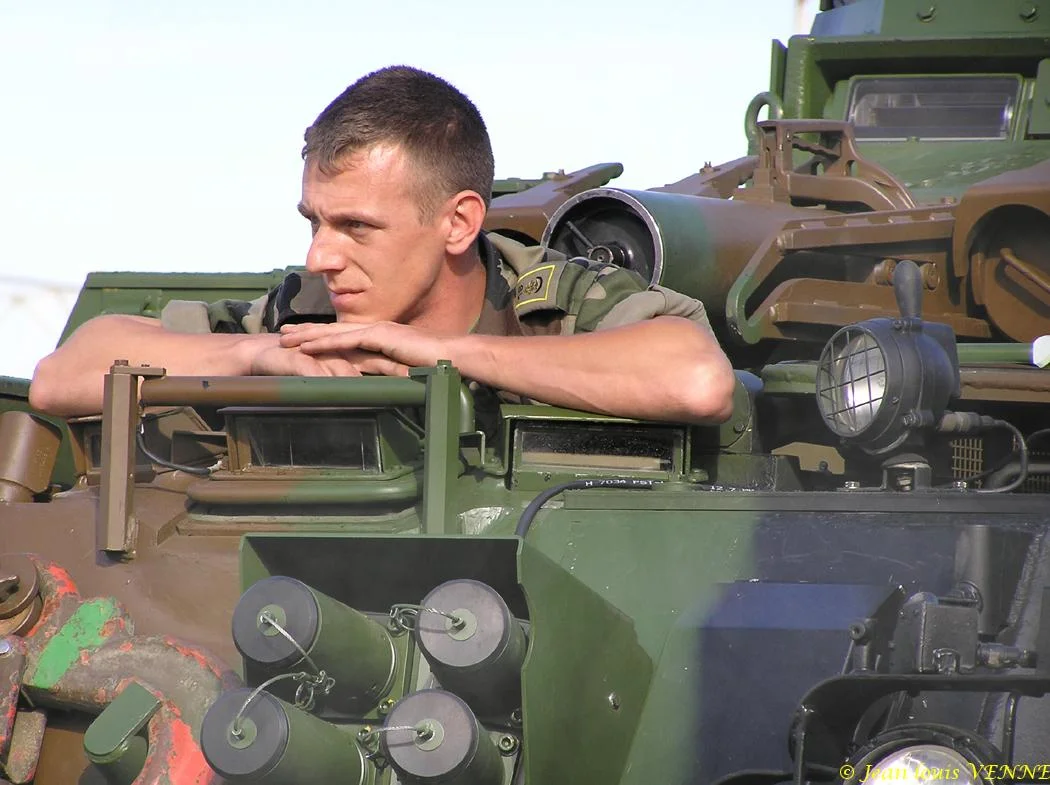 Le conducteur de l'Engin Blindé du Génie