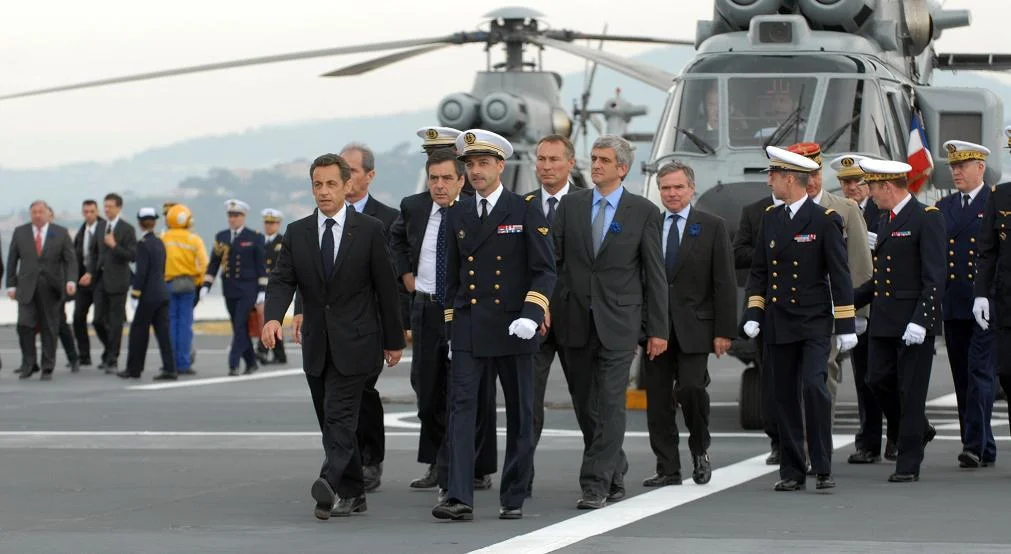 Le président et les autorités