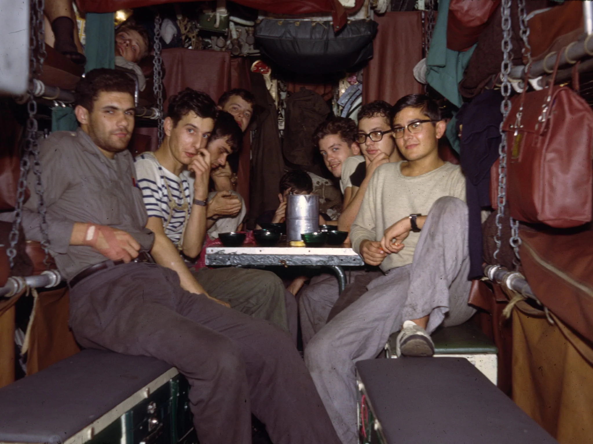 Café au poste avant