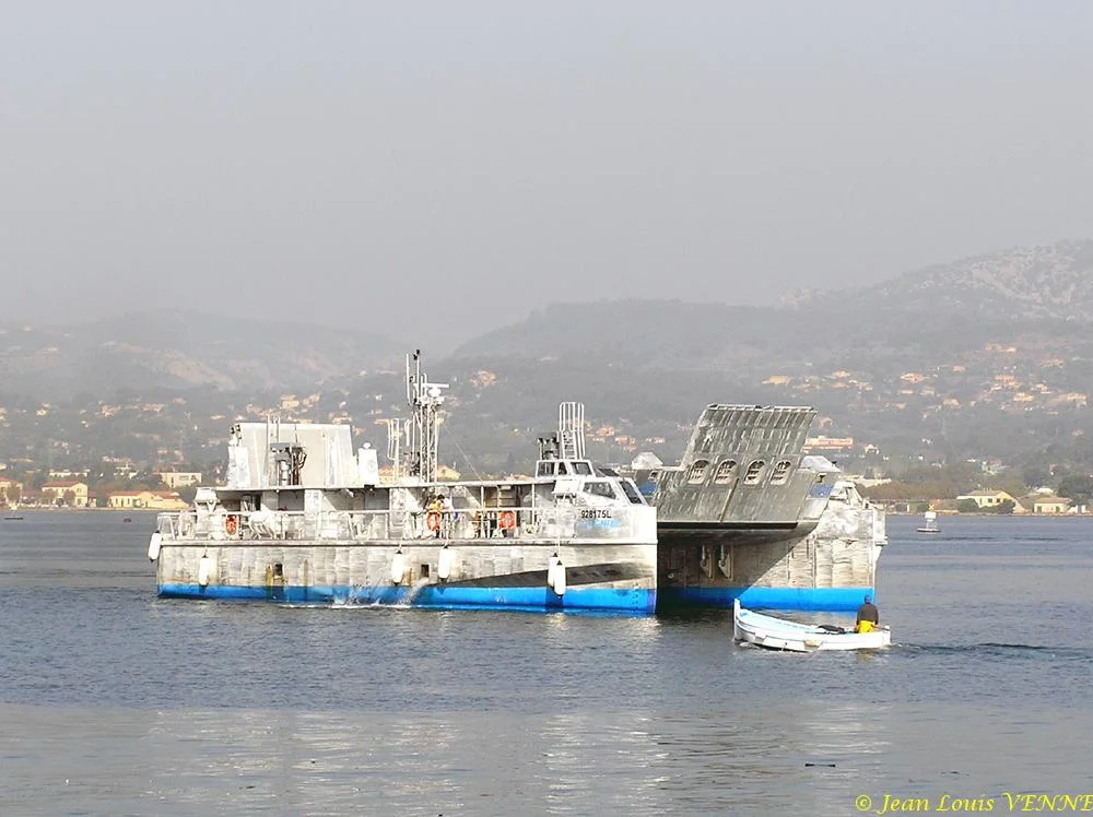 Le nouveau catamaran de débarquement de la CNIM