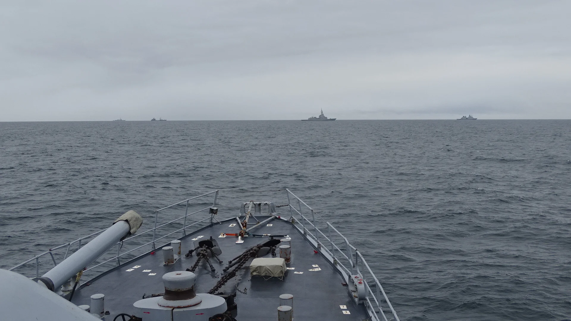 Les participants à l'exercice Joint Warrior depuis le Commandant L’Herminier