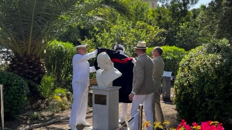 Dévoilement du buste de l’Amiral de Grasse