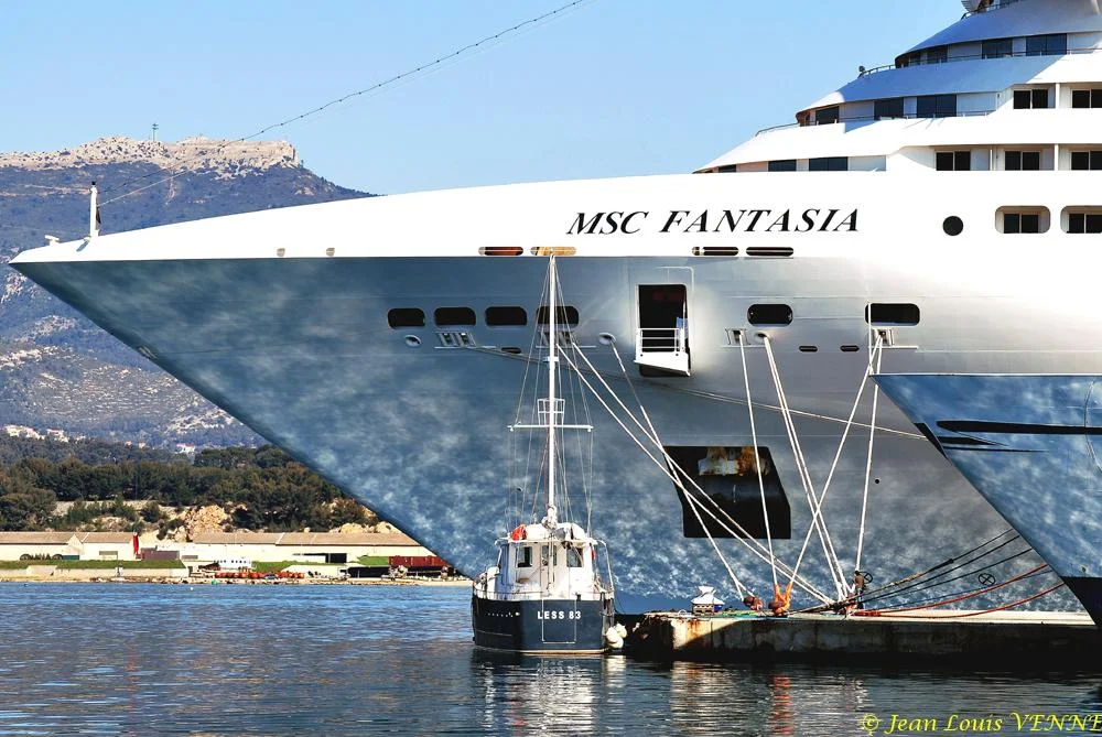 Escale surprise du MSC Fantasia à La Seyne sur Mer