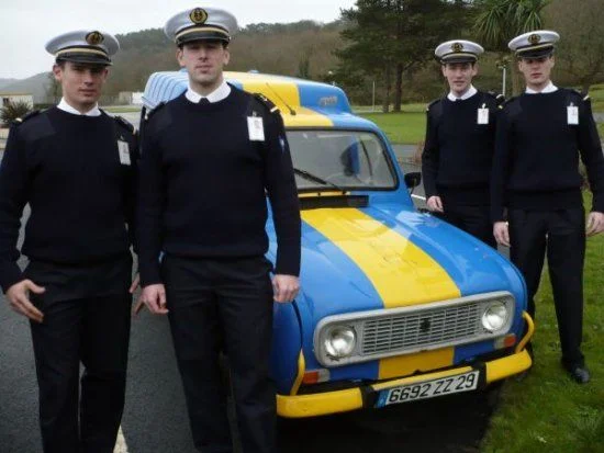 4 élèves de l’Ecole navale Ã  la conquête du désert marocain