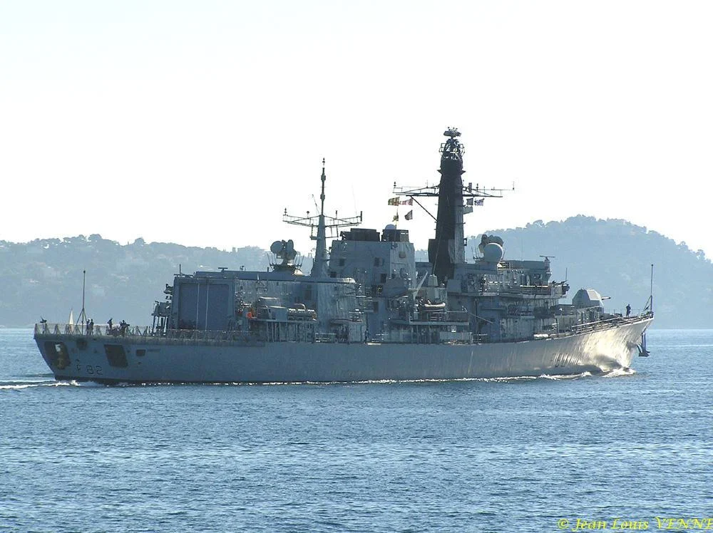 La Force de l’OTAN « SNMG2 » en escale à Toulon