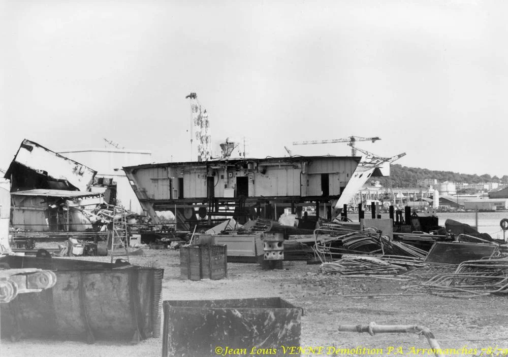 Démolition de l'Arromanches