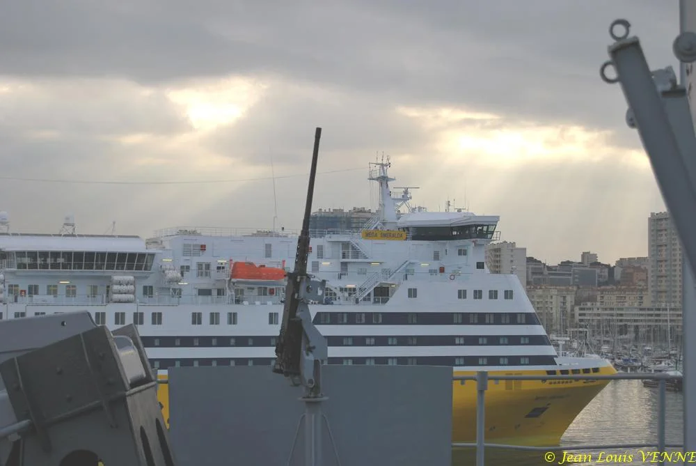 Une mitrailleuse 12,7