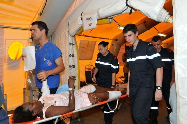 Les brancardiers du Siroco