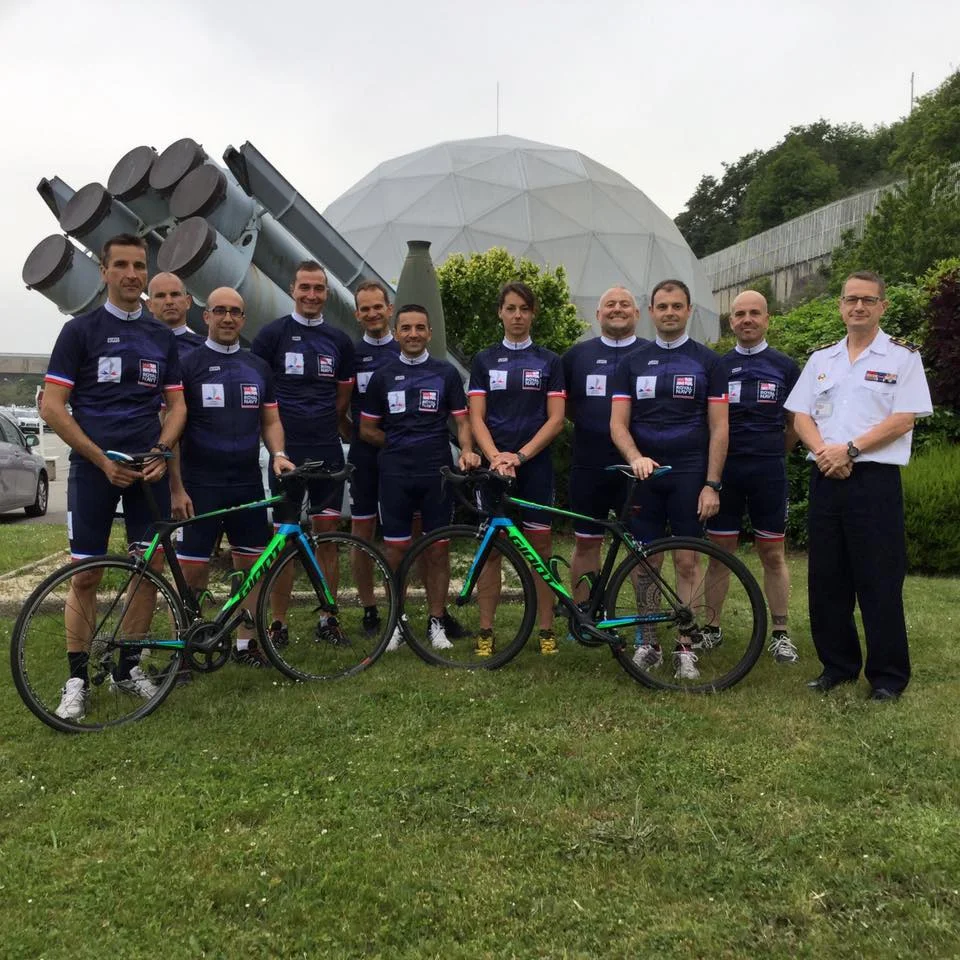 Les 10 cyclistes de la marine nationale