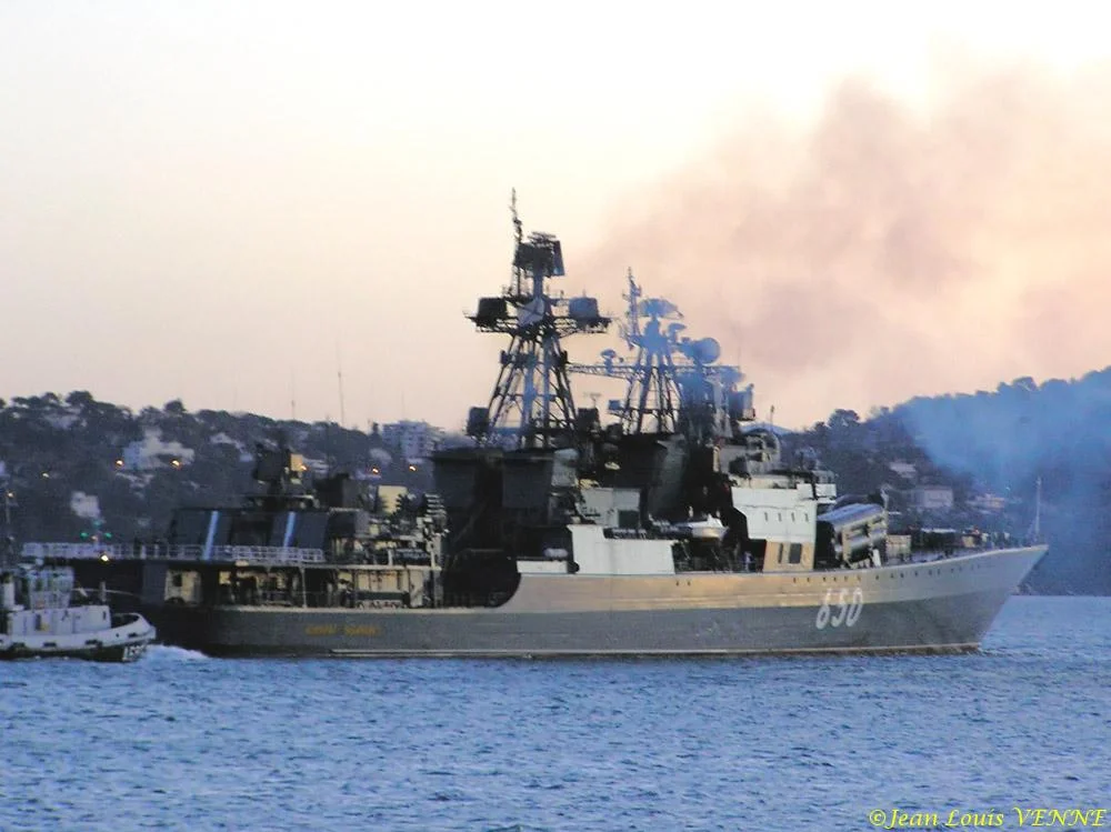 Départ du destroyer russe Admiral Chabanenko