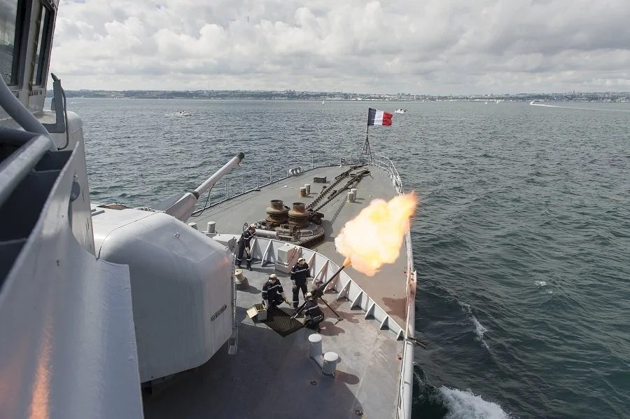 La frégate Primauguet salue au canon les commémorations du centenaire de l’entrée en guerre des Etats-Unis