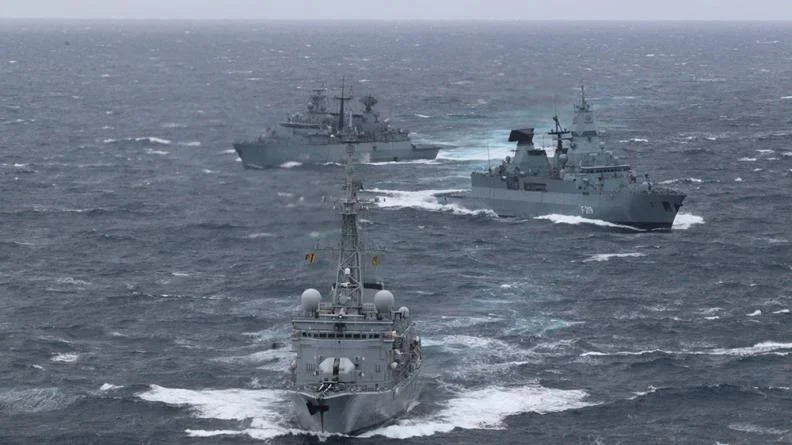 La frégate Latouche-Tréville et 2 frégate allemandes