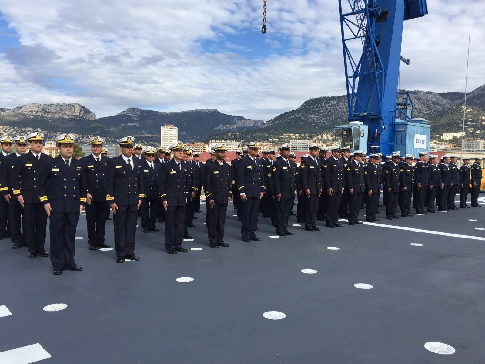 L'équipage brésilien du Bahia