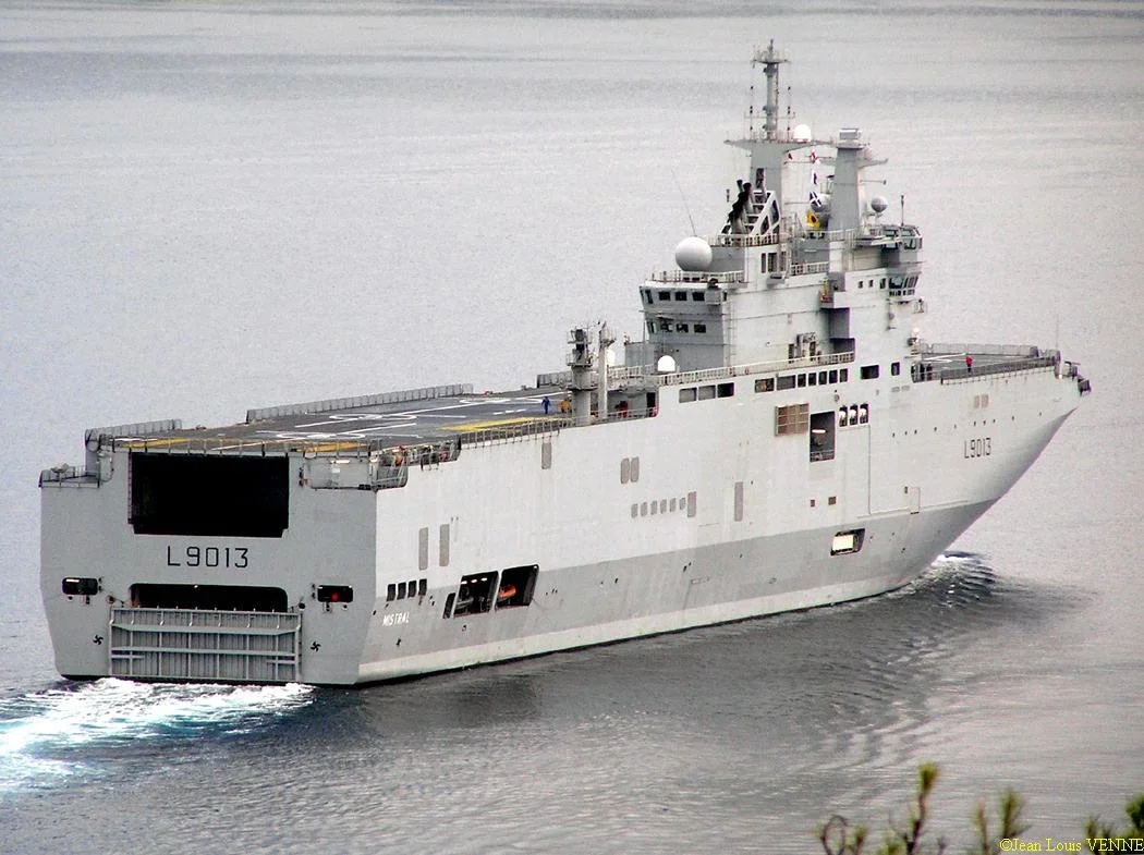 Le BPC Mistral appareille pour la Russie