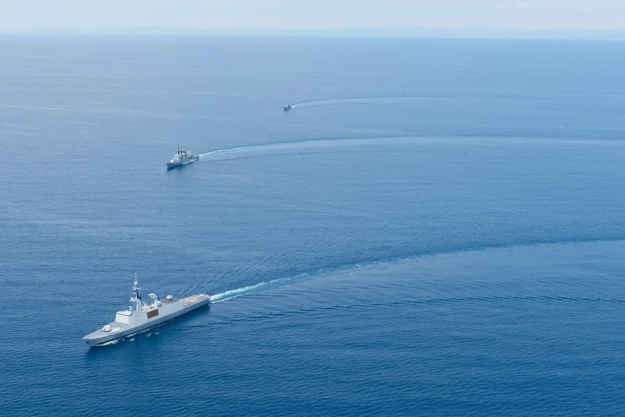 Les 3 bâtiments composant le TG 440.03 (opération Sea Gardian)