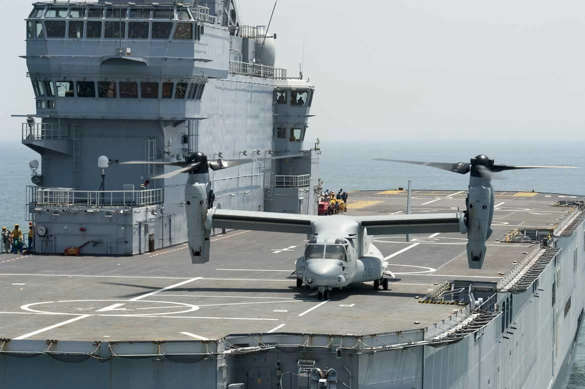 Le groupe Jeanne d’Arc mène une série d’entraînements avec l’US Navy
