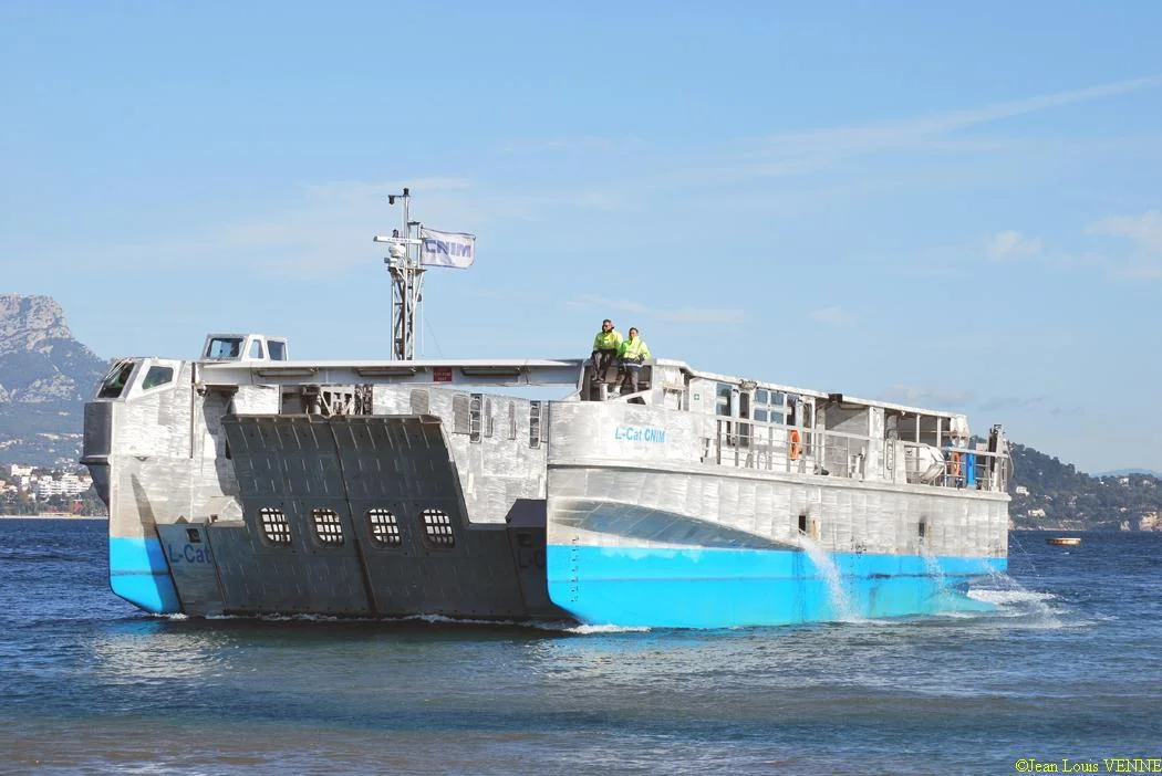 Le préfet maritime assiste à une démonstration du L-CAT