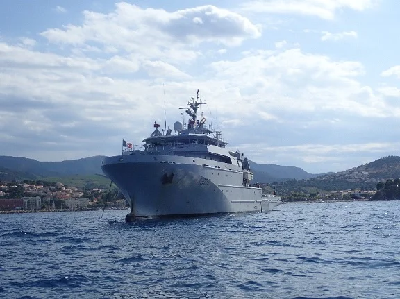 Le BSAM Loire au mouillage devant Banyuls-sur-mer