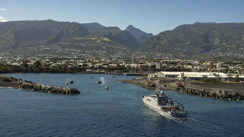 Le patrouilleur outre-mer Auguste Techer arrive à La Réunion
