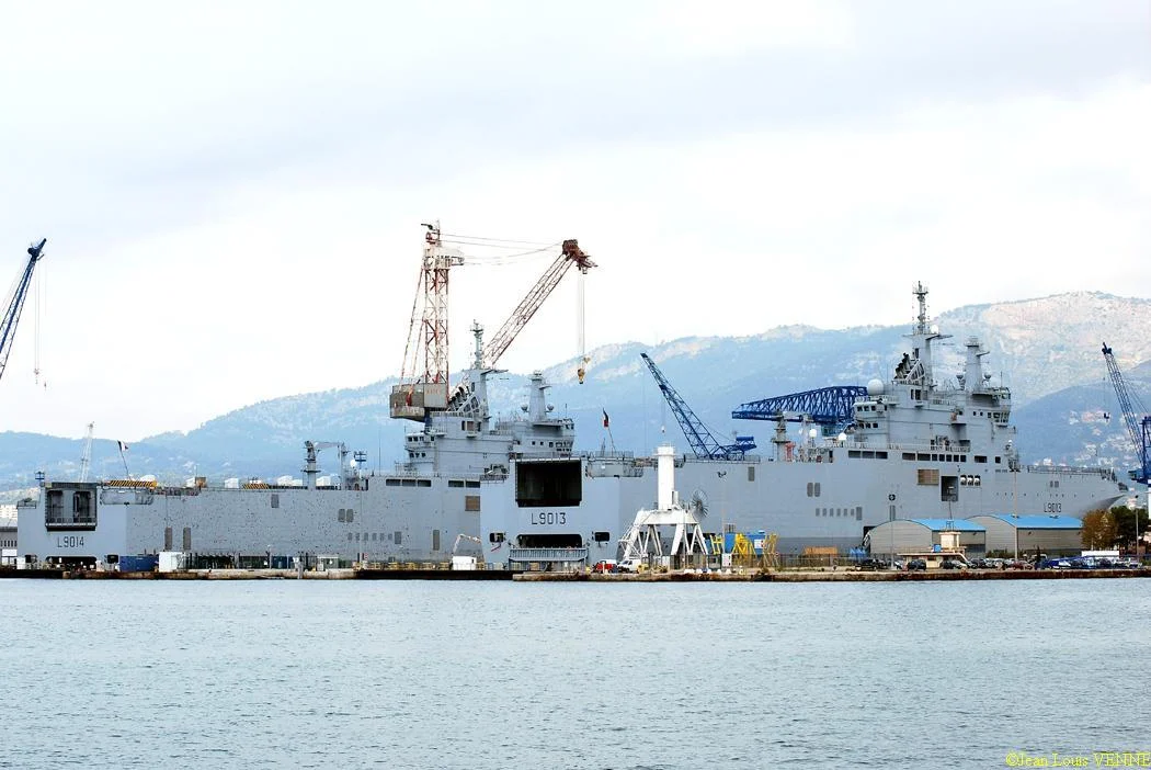 Les BPC Mistral et Tonnerre aux bassins Vauban